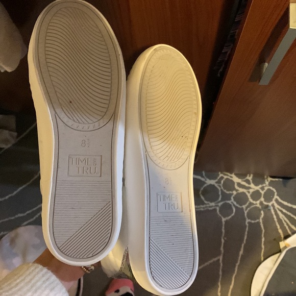 Walmart Time and Tru High Top Sneakers - Picture 2 of 4